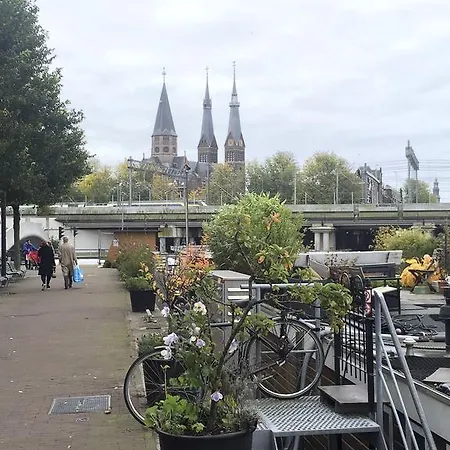 Houseboat Westerdok