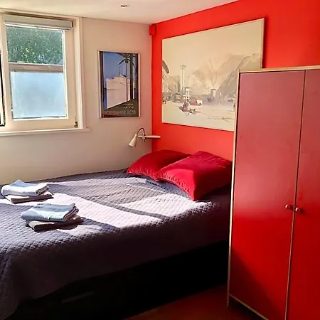 Houseboat Westerdok 3* Amsterdam