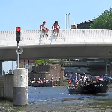Houseboat Westerdok Maison d'hôtes 3*