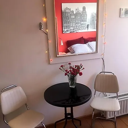 Houseboat Westerdok 게스트하우스 3*