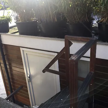 Gæstehus Houseboat Westerdok 3*